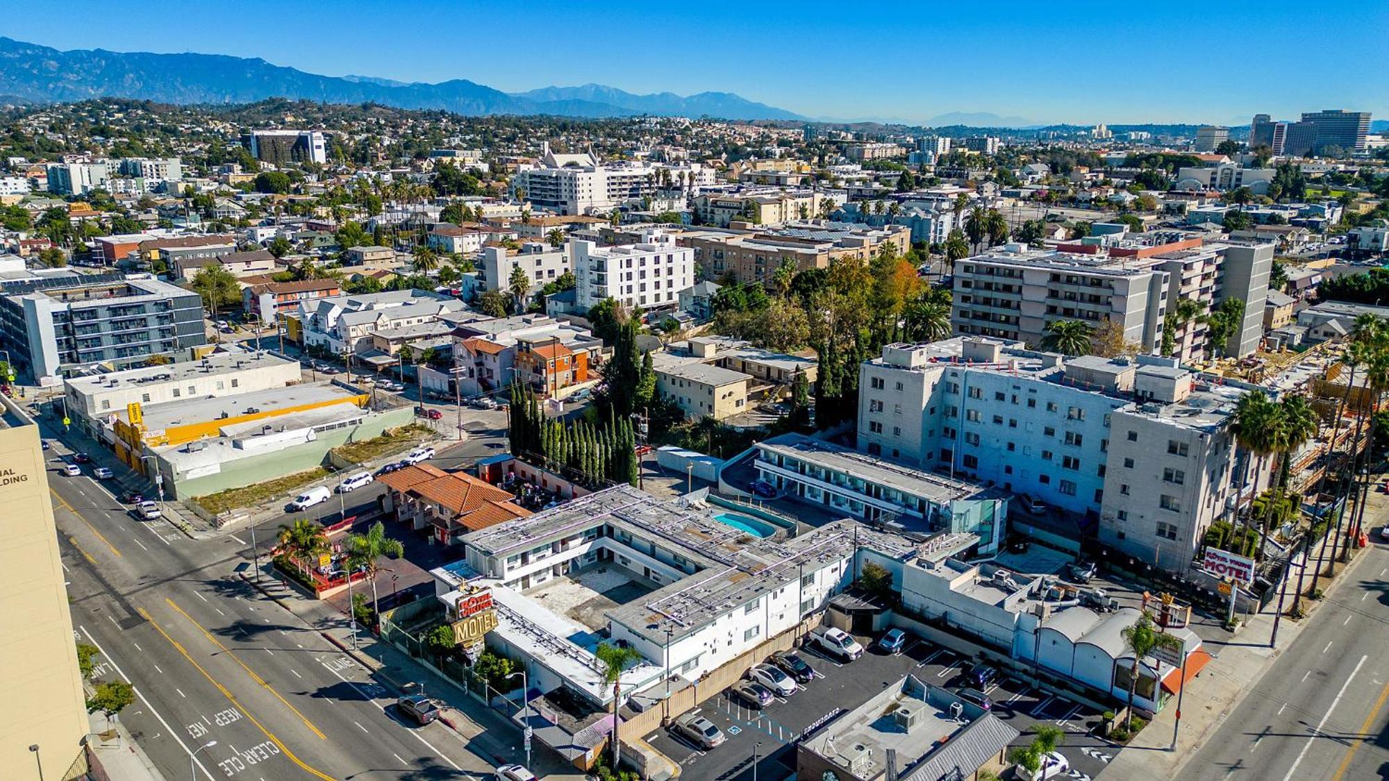 La Royal Viking Apartments - Los Angeles — Photos 3